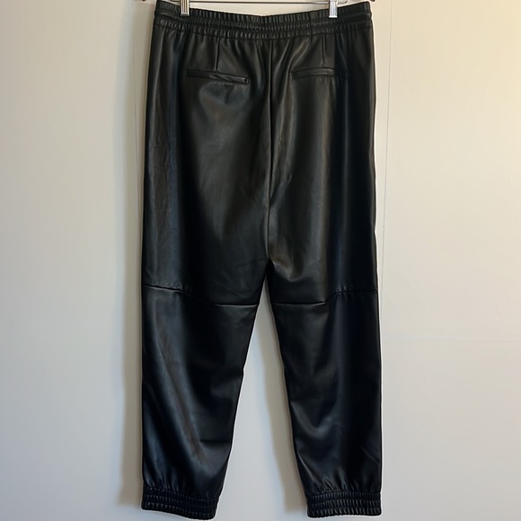 H Halston Faux Leather Jogger Pants Size L Black High Rise Pockets Pull-On Waist - Picture 2 of 10